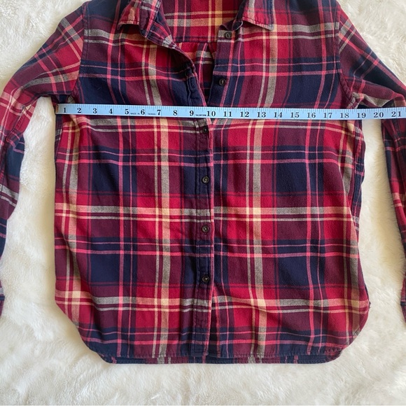 Uniqlo Plaid Flannel Button Down Shirt - Red - Picture 7 of 9